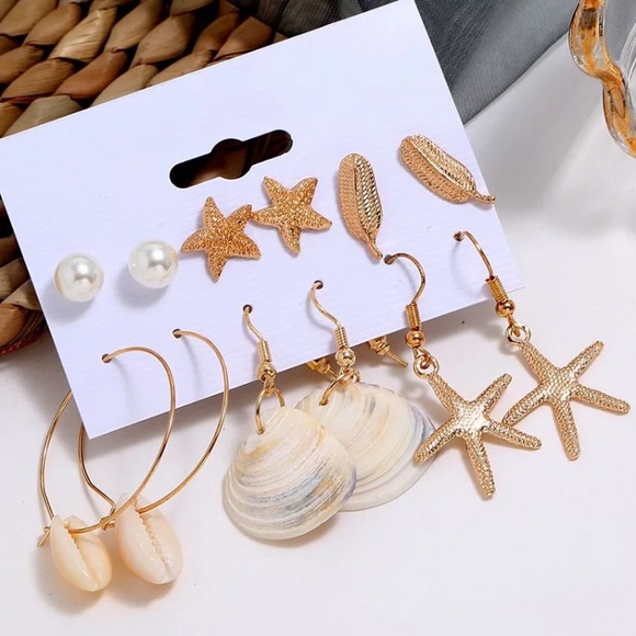 Jewelry - Set of Shell Earrings